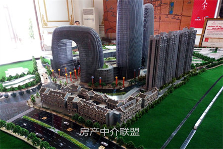 东山水岸出售3室2厅1卫94平精装修